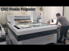 광학 기기 전시실