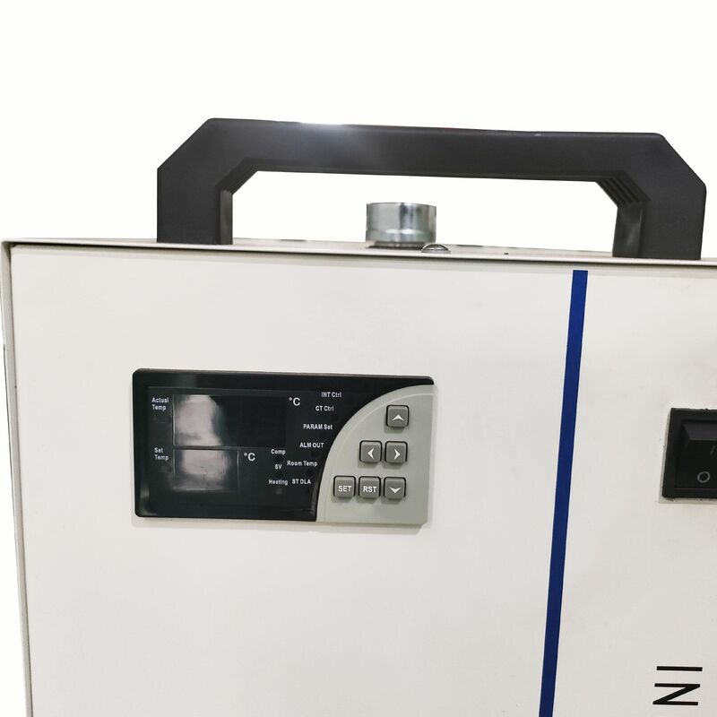 PCB 굴착 라우팅 머신 350mm*300mm 이동 거리 0.5μm 해상도 비율 및 15W 레이저 출력 전력