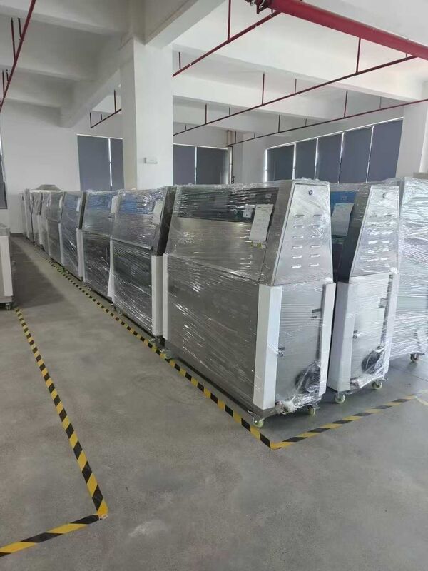 디지털 PID 온도 컨트롤러와 함께 고무 플라스틱 가죽 신발에 대한 UV 가속 노화 테스트 챔버